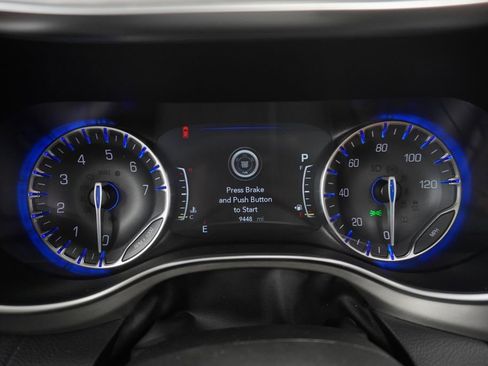 Used 2024 Chrysler Pacifica Pinnacle image 31