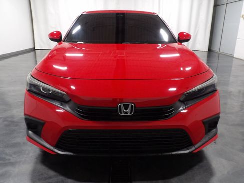 Used 2023 Honda Civic LX image 3