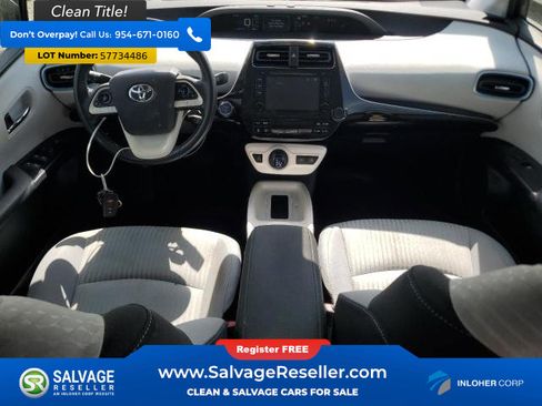 Used 2016 Toyota Prius FWD image 11
