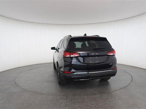 Used 2022 Chevrolet Equinox RS w/ Infotainment Package image 14