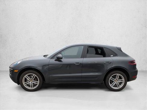 Used 2018 Porsche Macan AWD/4WD image 8
