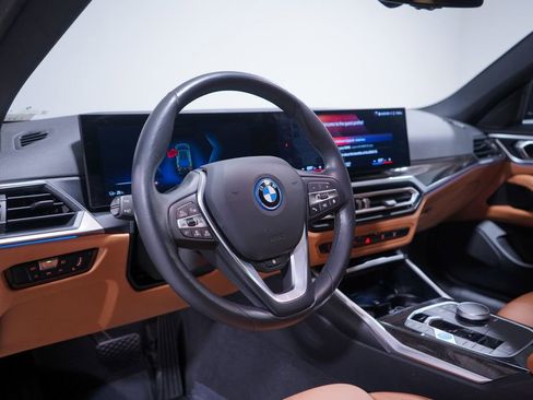 Used 2023 BMW i4 eDrive35 RWD image 6