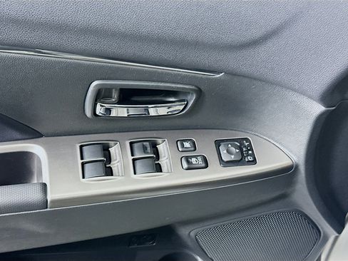 Used 2025 Mitsubishi Outlander Sport SE image 15