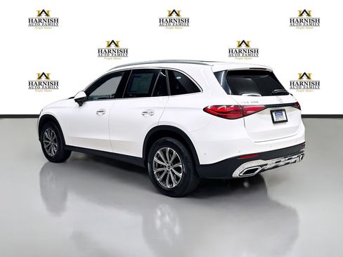 Used 2024 Mercedes-Benz GLC 300 4MATIC image 7