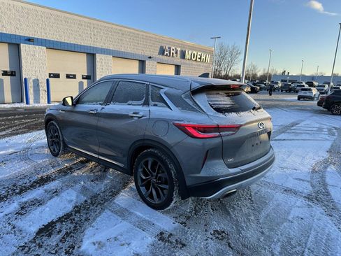 Used 2019 INFINITI QX50 Essential w/ Sensory Package image 3