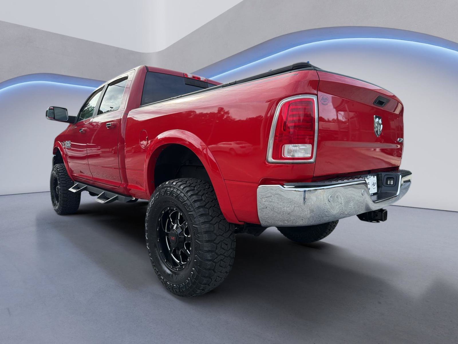 Used 2017 RAM 2500 Laramie AWD/4WD image 6