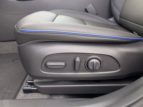 New 2026 Buick Envista Sport Touring w/ Convenience I Package FWD image 24