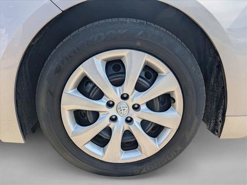 Used 2024 Toyota Corolla LE FWD image 23