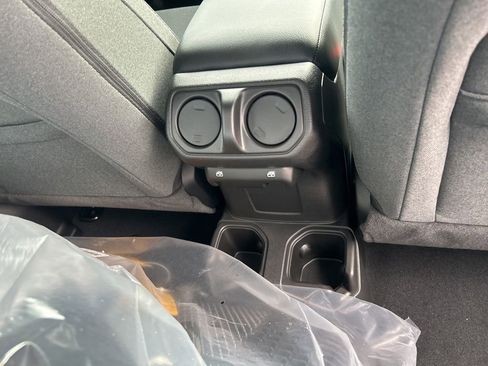 New 2026 Jeep Gladiator Sport image 28