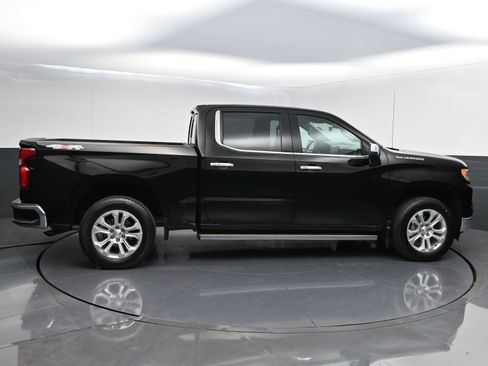 Certified 2023 Chevrolet Silverado 1500 LTZ w/ Technology Package AWD/4WD image 8
