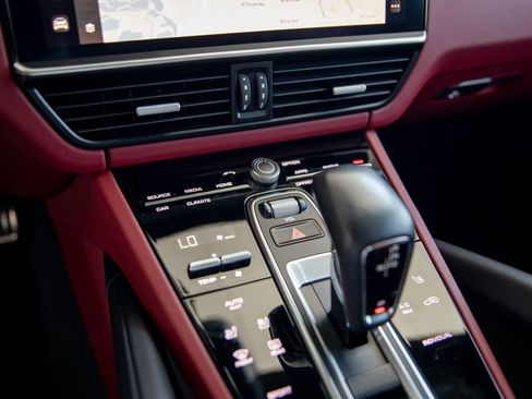 Certified 2023 Porsche Cayenne GTS AWD/4WD image 16