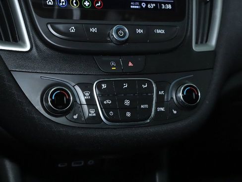 Used 2024 Chevrolet Malibu LT image 25