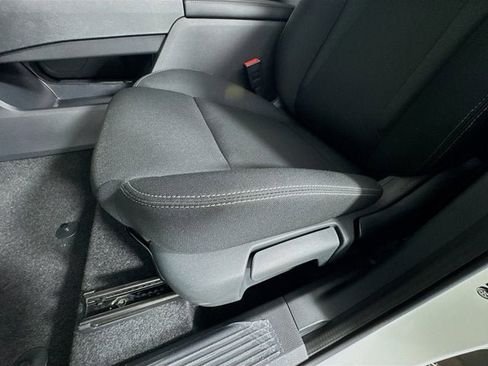 New 2026 Nissan Rogue S image 16