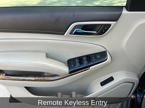 Used 2015 GMC Yukon Denali w/ Touring Package RWD image 11