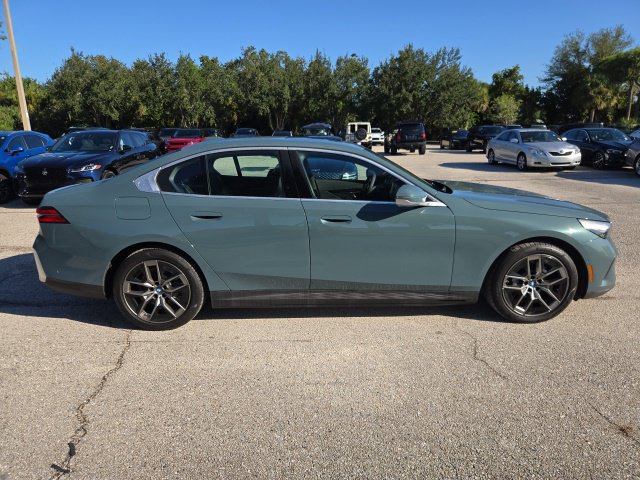 Used 2025 BMW i5 xDrive40 AWD/4WD image 6