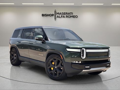 Used 2024 Rivian R1S Adventure AWD/4WD image 1
