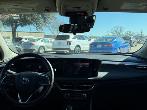 Used 2025 Buick Encore GX Preferred image 34