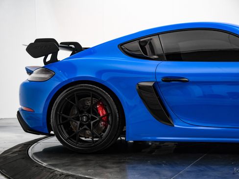Used 2024 Porsche 718 Cayman GT4 RS image 18