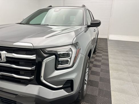 Used 2025 GMC Terrain Elevation w/ Elevation Premium Package image 22