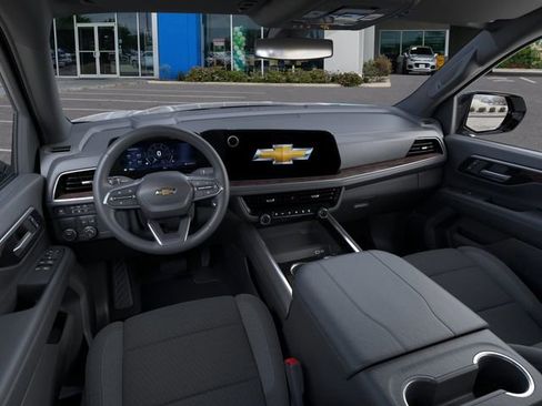 New 2026 Chevrolet Suburban LS RWD image 15