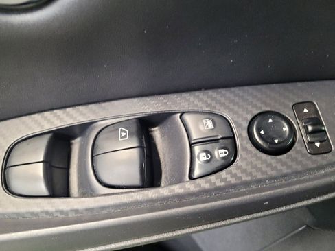 Used 2021 Nissan Sentra SV FWD image 27