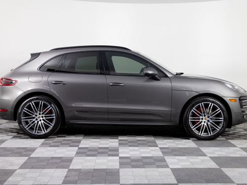 Used 2016 Porsche Macan Turbo image 9