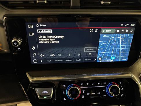 Used 2024 GMC Sierra 3500 Denali image 20