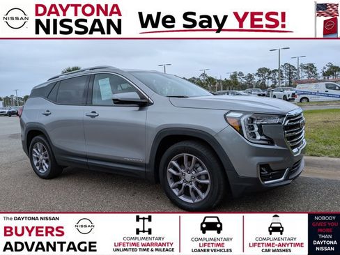 Used 2023 GMC Terrain SLT w/ Tech Package image 1