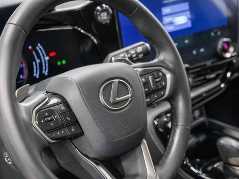 Certified 2025 Lexus NX 350 AWD w/ Cold Area Package image 21