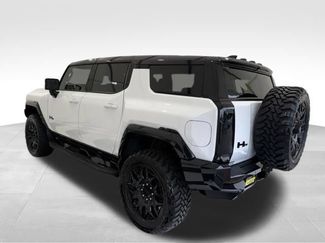 Used 2024 GMC Hummer EV 3X AWD/4WD video 2