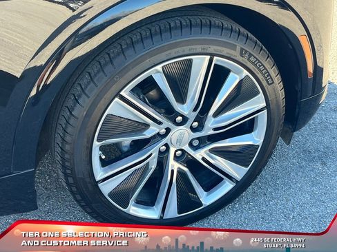 Used 2024 Cadillac Lyriq Luxury w/ LPO, Floor Liner Package image 20