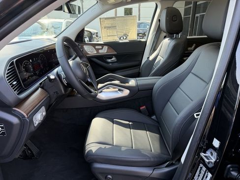 New 2026 Mercedes-Benz GLE 450 4MATIC image 9