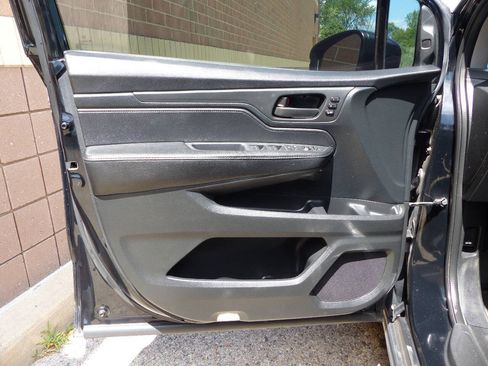 Used 2021 Honda Odyssey EX-L image 24