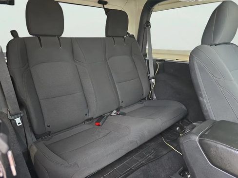 Used 2020 Jeep Wrangler Sport AWD/4WD image 12