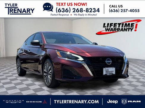 Used 2024 Nissan Altima 2.5 SV AWD/4WD image 1