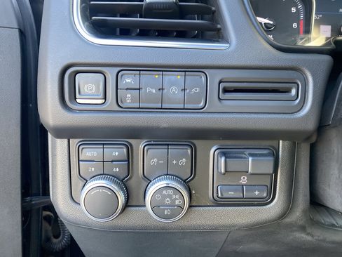 Used 2021 GMC Yukon SLT w/ SLT Luxury Plus Package image 33