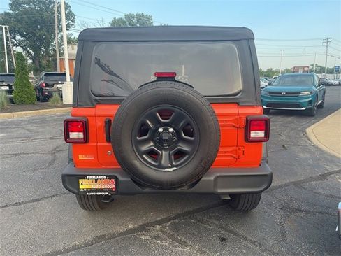 Used 2023 Jeep Wrangler Sport image 6