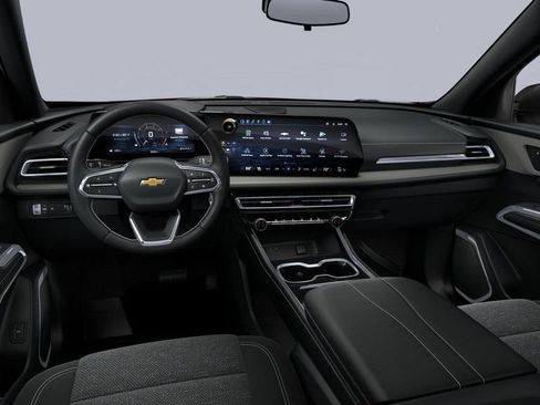New 2025 Chevrolet Traverse LT w/ LPO, Floor Liner Package image 6