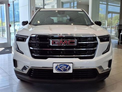 New 2026 GMC Acadia Elevation image 2