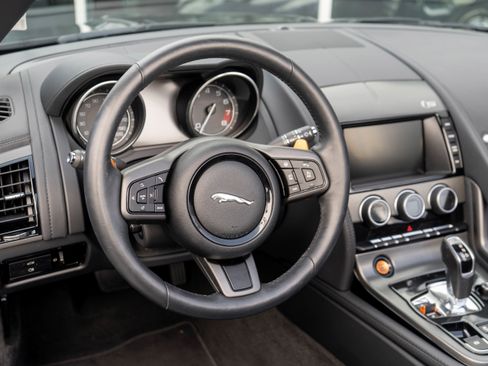 Used 2014 Jaguar F-TYPE S RWD image 14