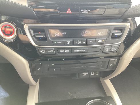 Used 2020 Honda Ridgeline RTL-E image 18