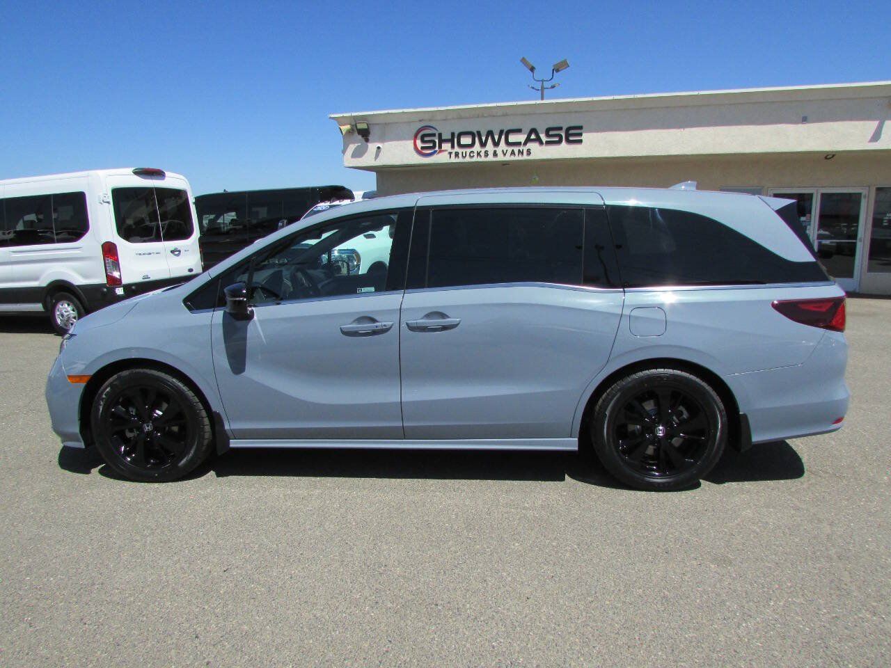 Used 2024 Honda Odyssey Sport image 9