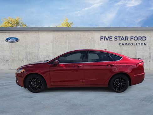 Used 2019 Ford Fusion SE w/ Equipment Group 151A image 5