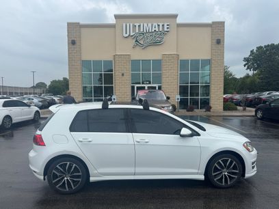 Used 2015 Volkswagen Golf SE w/ Golf Sport Package