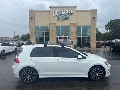 Used 2015 Volkswagen Golf SE w/ Golf Sport Package FWD image 1