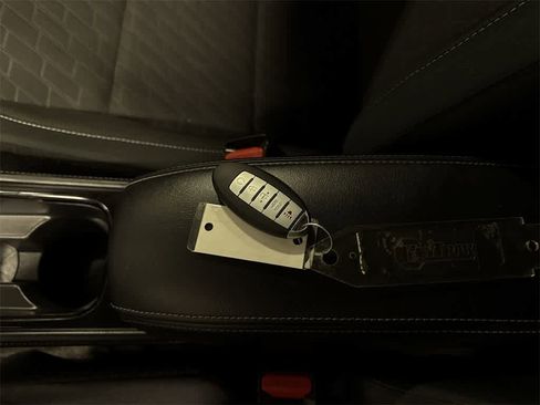 Used 2023 Nissan Kicks SV image 31