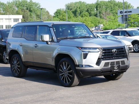 Used 2024 Lexus GX 550 w/ Cold Area Package AWD/4WD image 1