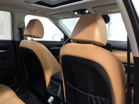 Used 2024 Kia Seltos EX image 11