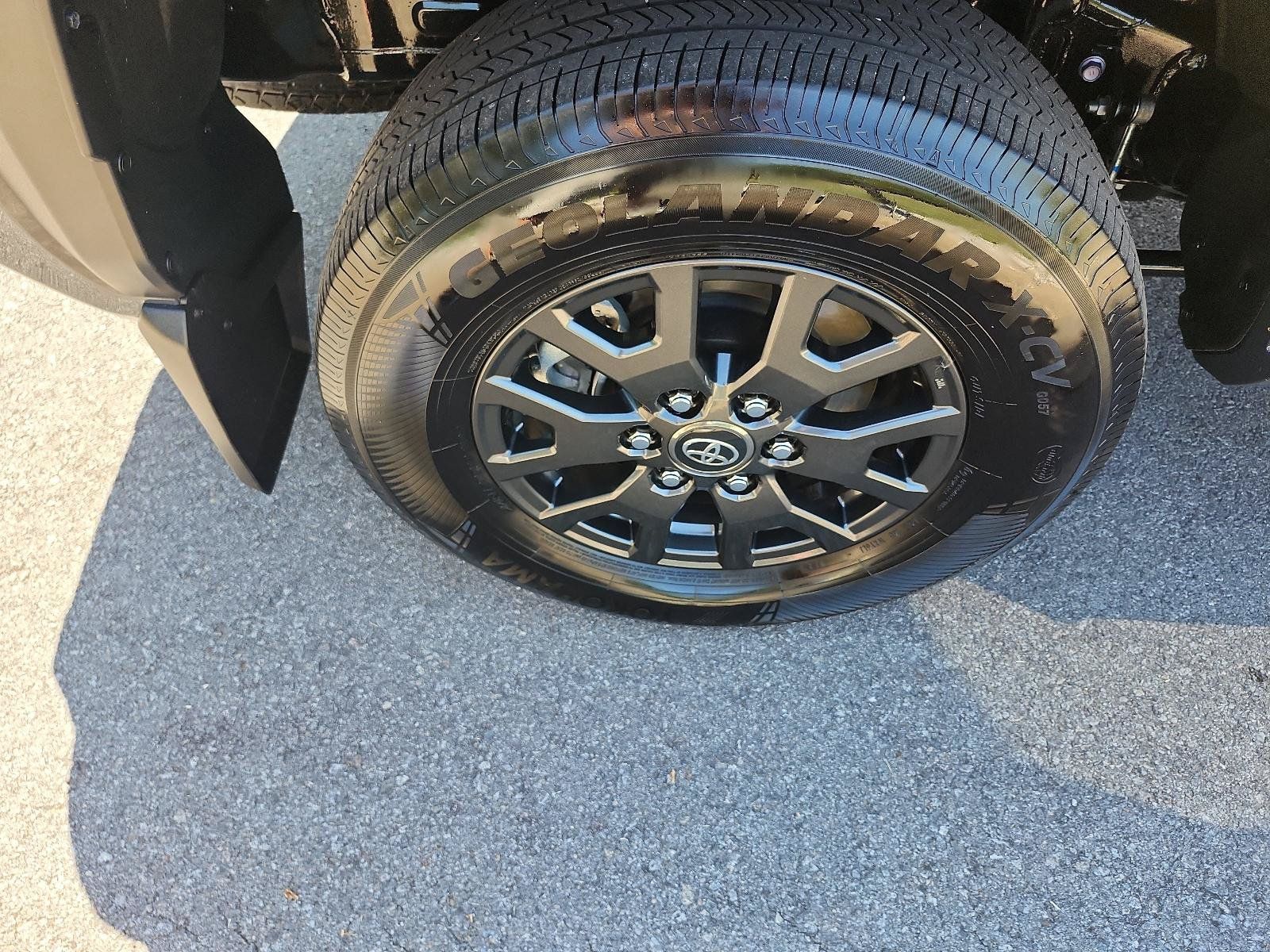 Used 2026 Toyota 4Runner SR5 AWD/4WD image 6