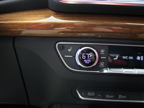 Used 2023 Audi Q5 2.0T Premium Plus image 41